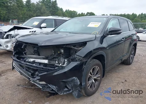 2018 Toyota Highlander Le Plus из США, поврежденный, VIN 5TDBZRFH0JS891258